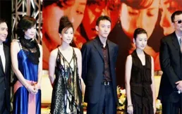 董潔年輕時有多美？和謝霆鋒同台像仙女下凡，讓人看後挪不開眼睛