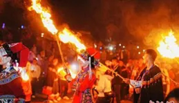 貴州畢節：載歌載舞歡度火把節