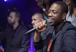 北京這一夜，38歲優雅矜貴的陳偉霆，贏了27歲狗啃式短發的王一博