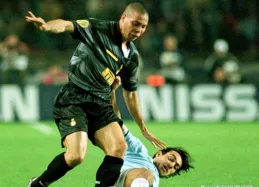 內斯塔：我對陣過梅西C羅，大羅最與眾不同，肥羅能把我們打內訌