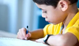 孩子不願意寫作業怎麽辦？就看高情商媽媽這一招