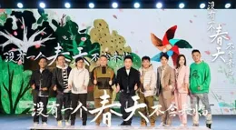 【抓娃娃】主演史彭元：喜劇賽道讓05後小孩哥闖進去了丨專訪