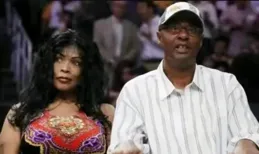 巨星之家悲劇再上演？柯比父親之死引發疑問與關註！