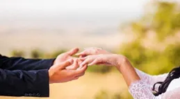 想女人了，不要說「我想你了」，換成這6句話，讓她為你瘋狂著迷