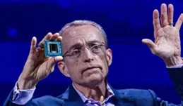 美芯片巨頭英特爾宣布裁員逾1.5萬人 股價暴跌20%