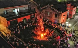 雨大，火把節咋辦？想多了，大理人告訴你答案！