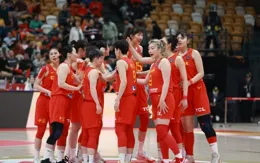 孔德昕：中國女籃上半場進攻已經不錯了 塞爾維亞準得離譜