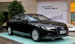 
 
63.8 万买二手路虎揽胜，2016 款 3.0 V6 SC Vogue
 