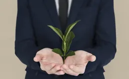 窮人和富人看待世界天差地別，想發財，就要從富人的角度看世界