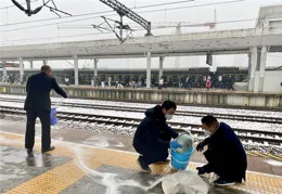 一周收治6例！高溫天劇烈運動，長沙多名市民出現「醬油」尿患上這個病