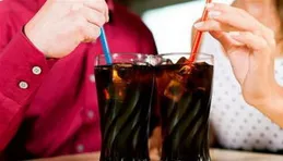 牛奶比碳酸飲料更解渴？沒錯！不過，不想長胖專家推薦你喝這3種水