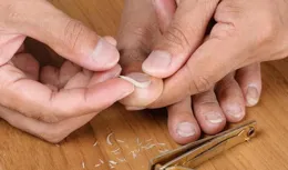能不能活得久，看指甲就知曉？指甲越厚，壽命越長？看這3個細節