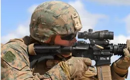 為何美軍常用瞄準鏡，中國卻大多肉眼機瞄？為啥不愛用瞄準鏡？