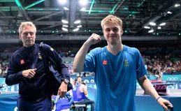 唏噓！瑞典黑馬此前對王楚欽7戰全敗，堪稱迷弟+曬照贊其世界前3