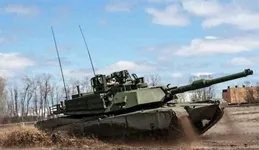 邁出危險一步！一軍列坦克將駛離美國，運進台灣島