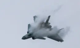 轟20要來？空軍副司令員公布好訊息，新型戰機即將亮相珠海