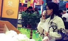 出門買菜偶遇七胞胎葫蘆娃，網友看了頭都大！