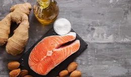 肺不好的老年人，常吃豆腐會讓呼吸不順暢？醫生：肺不好少吃3物