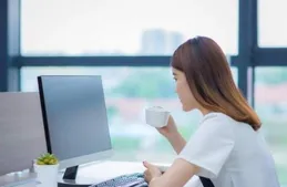 如果你有500萬，你願意送孩子出國留學，還是給孩子買房？