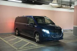 開著大V去車展：試駕新一代梅賽德斯-奔馳V級MPV