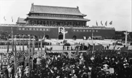 陸川【749局】定檔！神秘的749局真實存在嗎？為何還關聯錢學森？