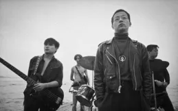 穿越人潮的吶喊：【無地自容】歌詞欣賞——黑豹樂隊的心靈震撼