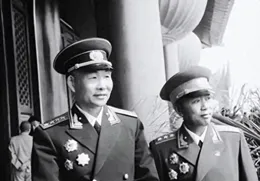 49年，毛主席指定肖勁光任海軍司令，肖勁光：不成，我是旱鴨子