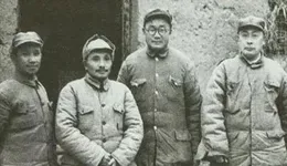 淮海戰役是誰指揮的？是粟裕，還是陳、鄧？劉伯承扮演什麽角色？