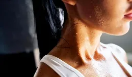 頭汗不止，多是2虛和1毒！中醫來支招，助你告別多汗煩惱！