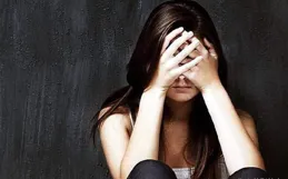 面對背叛自己的男人：你越「反」著來，他越慌