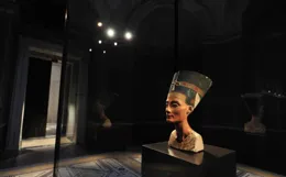 埃及考古學家發起聯名請願，要求德國歸還納芙蒂蒂半身像