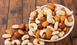 研究發現：經常吃堅果的人，血脂控制或比他人更有效？是真的嗎？