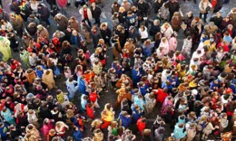 二胎政策遇冷，三胎無人接盤，我們的日子真的是人越少越好過嗎？