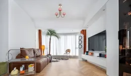 這是一個看了就讓人羨慕的家，70平米精裝，滿滿的高級感和品位