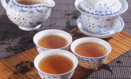 研究顯示咖啡和茶有一定防癌效果，對公眾健康建議有哪些啟示？