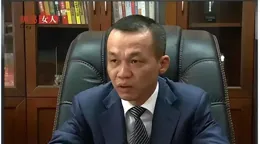 這個晉江人，13歲輟學17歲創業，請周杰倫代言成為鞋王，52歲去世