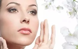 皮膚挺黑的男生怎麽變白並且讓膚質變好？