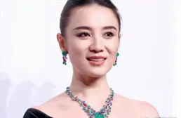 央視春晚第二次聯排：沈馬組合亮相，我卻被一位45歲女演員驚艷