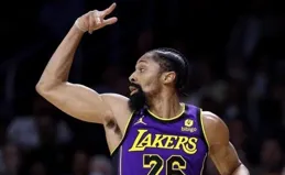 在場凈負25分防守被追著打，裏夫斯：我攻防都太糟了