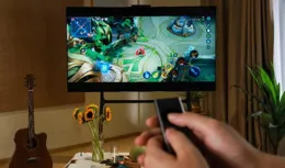 年味淡了？快樂沒了？華為智慧屏攜手董浩叔叔，喚醒你的快樂風車