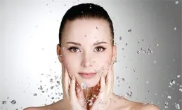 秋冬怎樣保養皮膚才能擁有一個「不泛紅」又「很細膩」的皮膚？