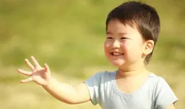 普通人教育的最致命的錯誤就是:過早消耗孩子