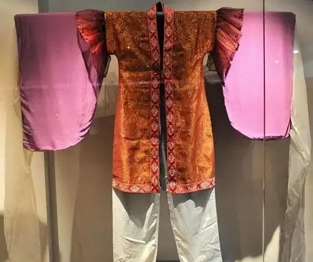 汉服、胡服,南北朝时期本就是一家? - 历史 - 华文头条