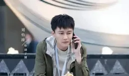 嫁給著名演員14年，有個「大明星」兒子，有個亭亭玉立女兒，幸福