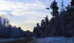 七律·數九寒天