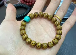 單圈手串的配飾藝術「一枝獨秀」，你get了嗎？