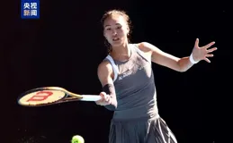 7點出發丨張家口一兒童從滑雪場纜車上墜落，當地回應：已送醫！