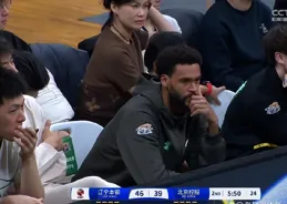 遼籃險勝！3人滿分，弗格41分，上海15連勝！李添榮31分大王20分