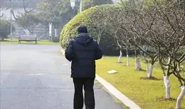 寒潮來襲，醫生提醒：60歲以上老人需警惕4大健康陷阱