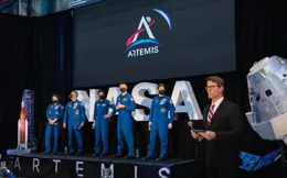 為重返月球，美國已拉52國入夥，排擠中國參與，卻又想登月中合作